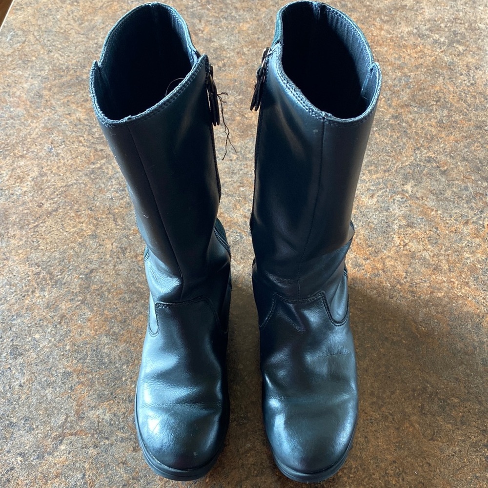 Sorel youth water proof boots